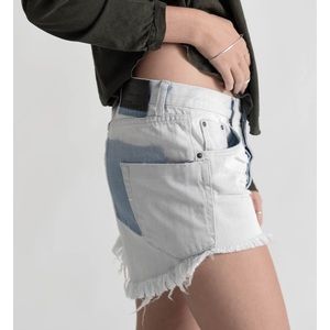 ONE TEASPOON outlaws light wash denim shorts